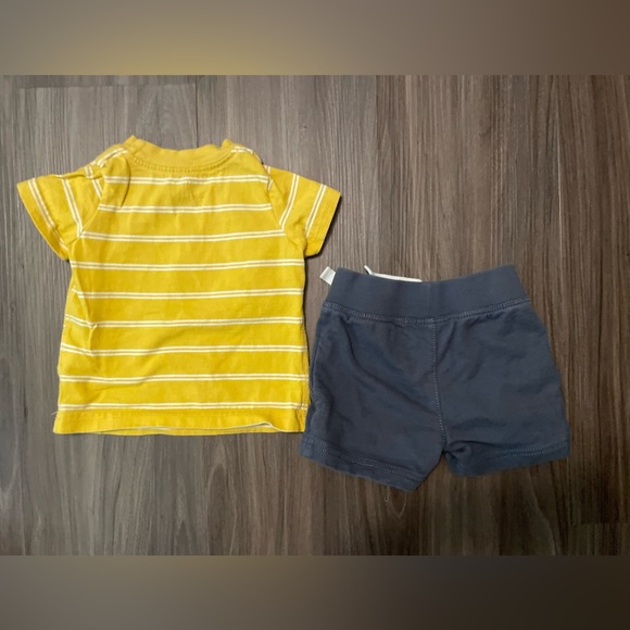 Carter's Baby Boy Yellow and Gray “Never Grow Up”  Kids Matching Set size 3/6M - Picture 2 of 5
